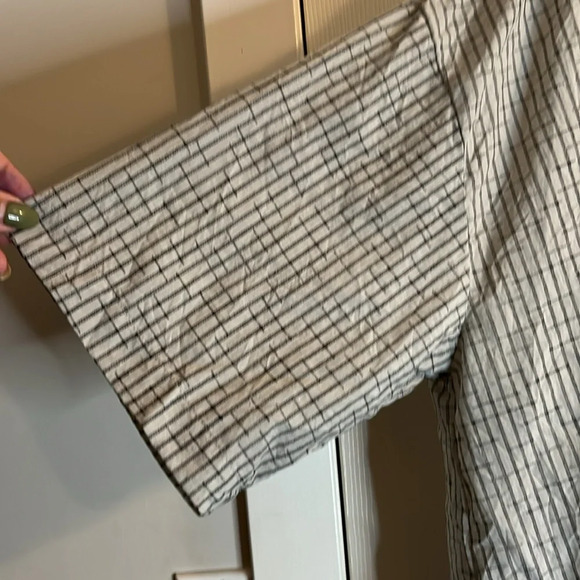 Stylish short sleeve top windbreaker fabric women’s L gray drawstring neckline - Picture 4 of 8